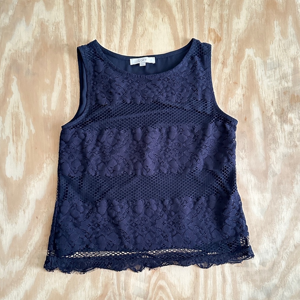 Loft Women’s Size S Lace Insert Casual Sleeveless Crew Neck Top